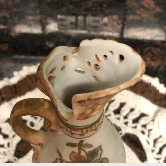 Vintage Porcelain Urn or Pitcher Made in Japan - Picture 3 of 8